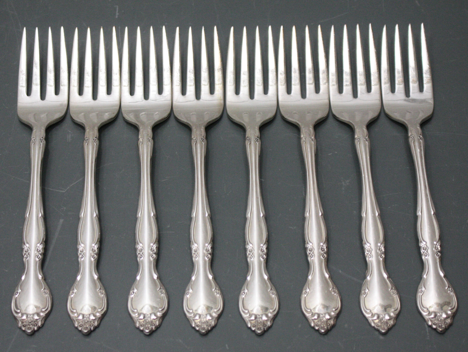 (57 Pieces) Oneida Community Flatware Set AFFECTION, Silverplate Silverware Lot