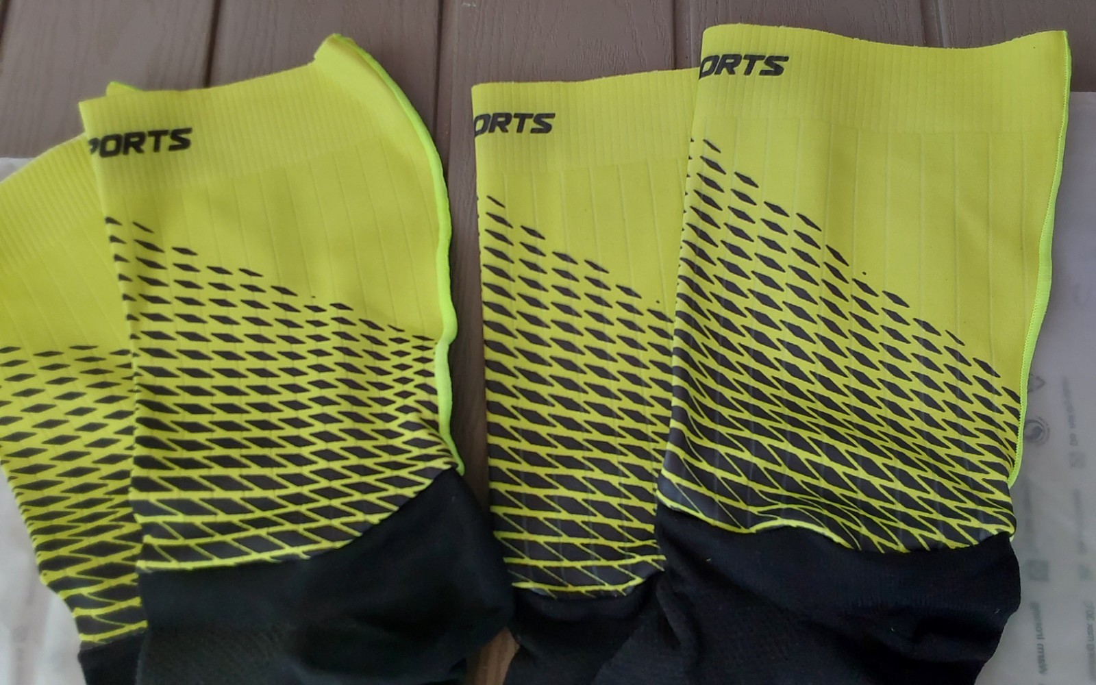 2 PAIRS ! Cyling Socks Anti Slip Silicone Hi-Tech Fabrics PRO's Choice Men Women