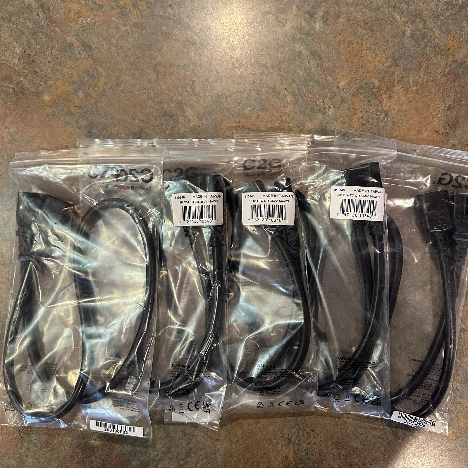 5 (QTY of 5 Total)  New C2G 3ft C14 Male to C15 Power Cable  - 14AWG - Black