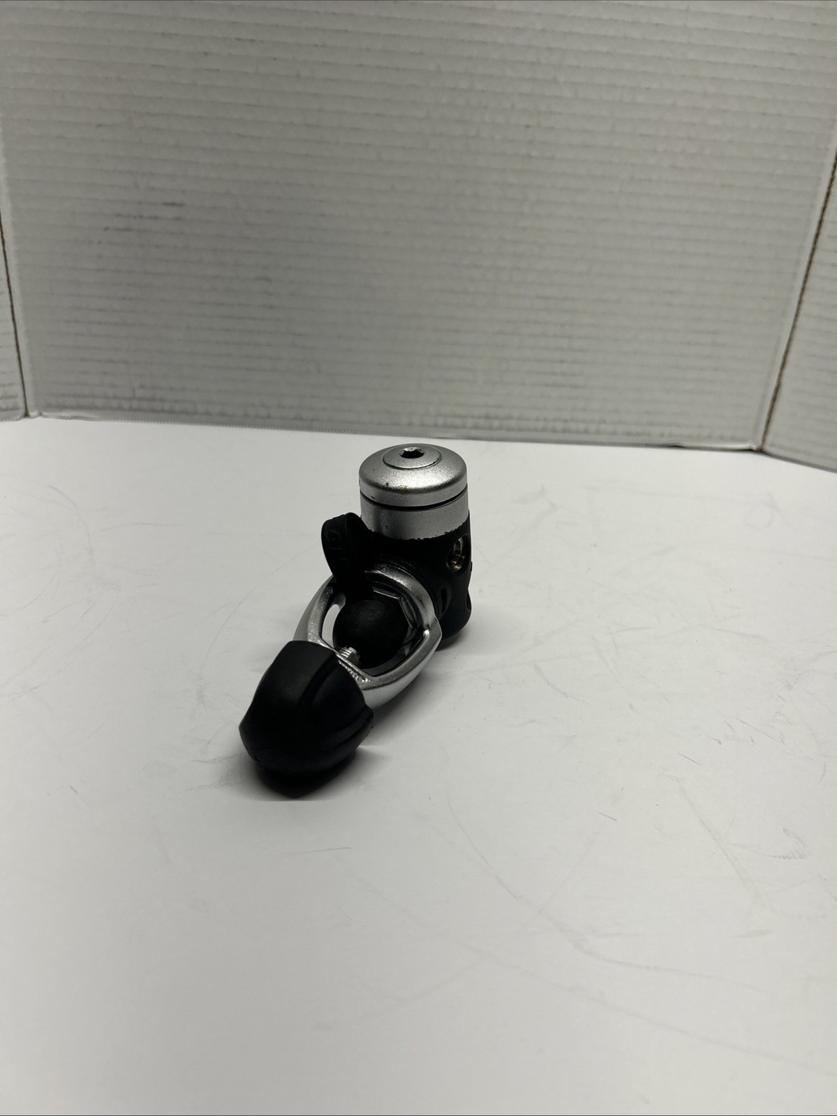 Oceanic DX4 First Stage Regulator. Tested. Scuba Diving.