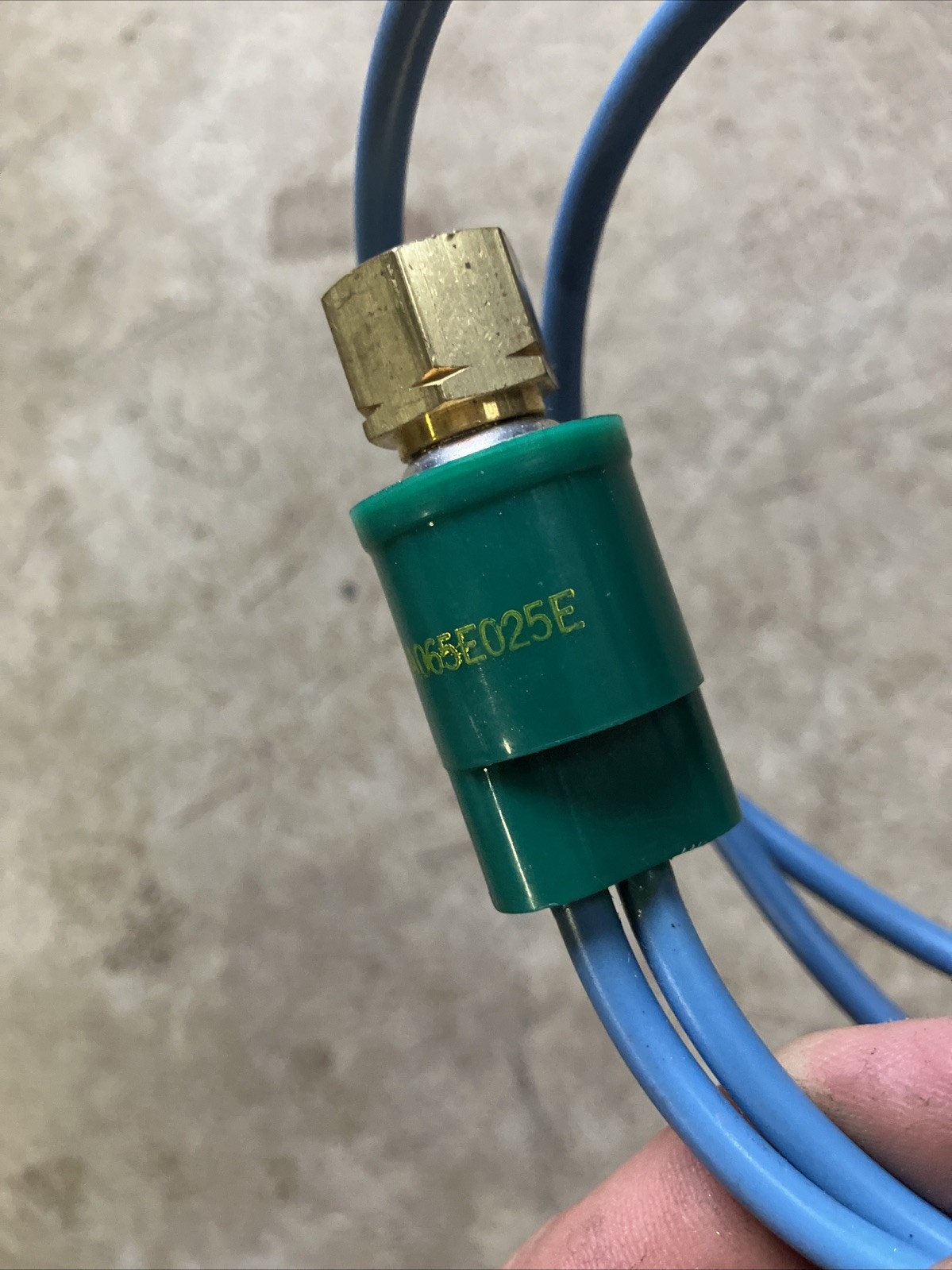20PS003MA065E025E 25/65 Pressure Switch NEW -NO BOX