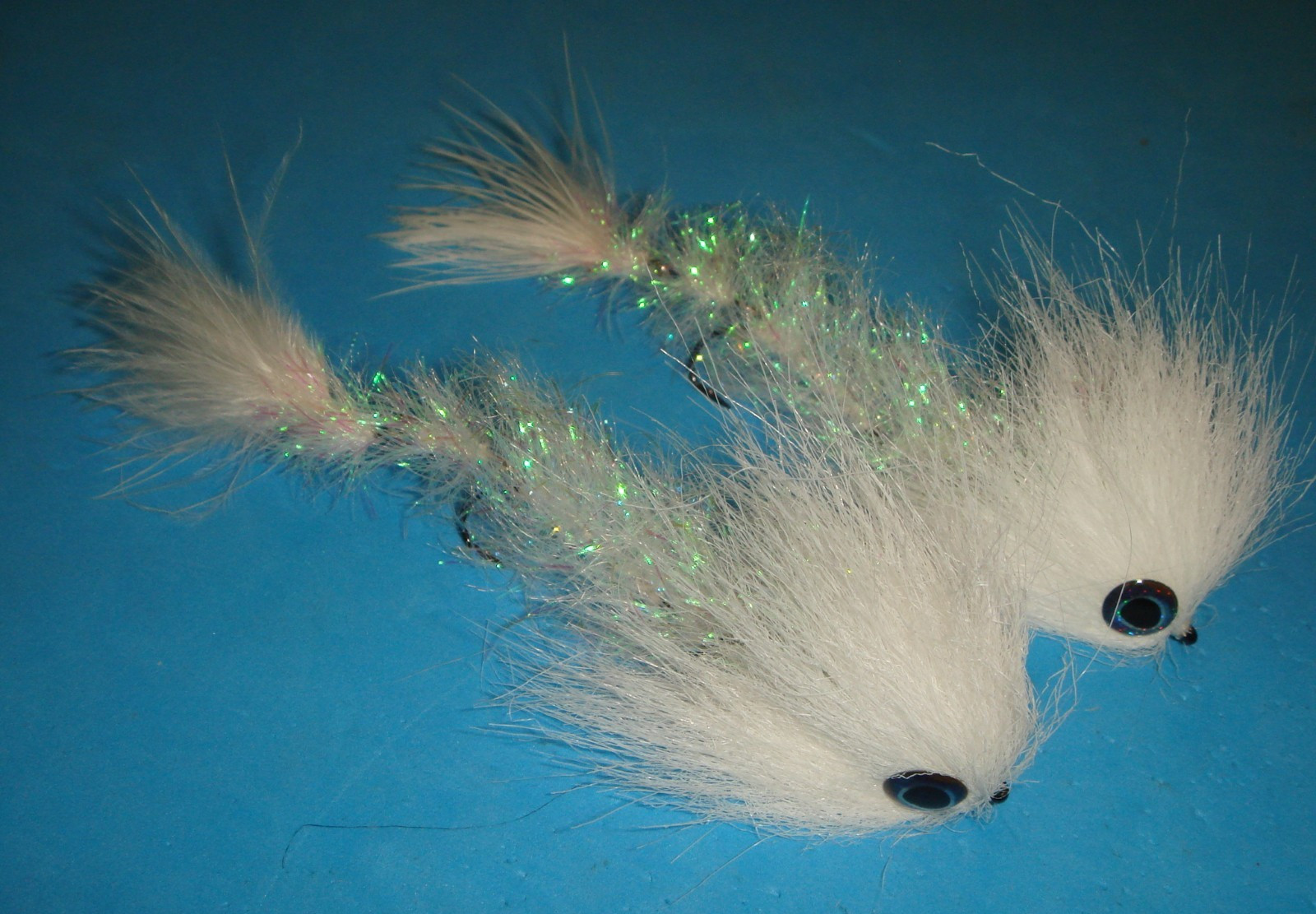 FLY FISHING FLIES - White CF GAME CHANGER BAITFISH Streamers #2 (2 pcs.)