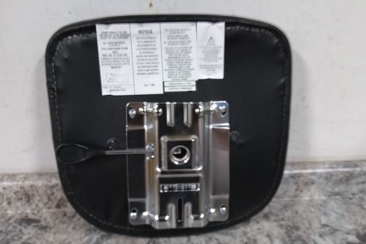 Brand Name BR-CLR-VHBCH-CR-CF-RG-8540 300 Lb Weight Cap Cleanroom Task Chair (C)