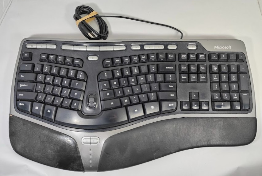 Microsoft Natural Ergonomic Keyboard 4000 v1.0 Model KU-0462 Wired USB - Tested