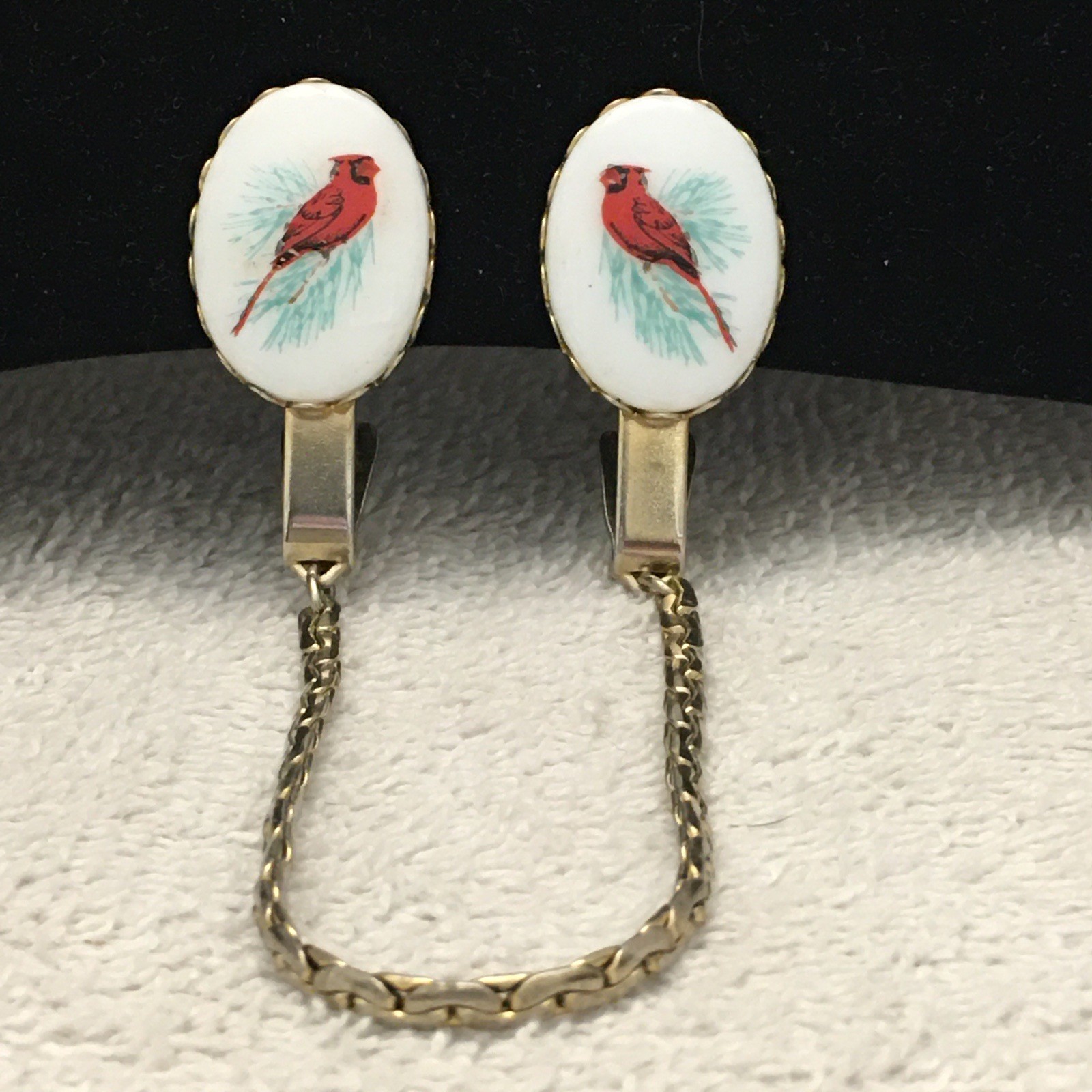 Vintage Sweater Chain Clips Cardinal Design Pat Number
