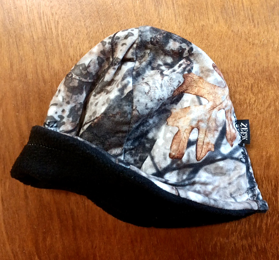 Cabelas ZonZ Whitetail Camo Reversible/ Black FLC Beanie NEW ITEM SALE 9.99