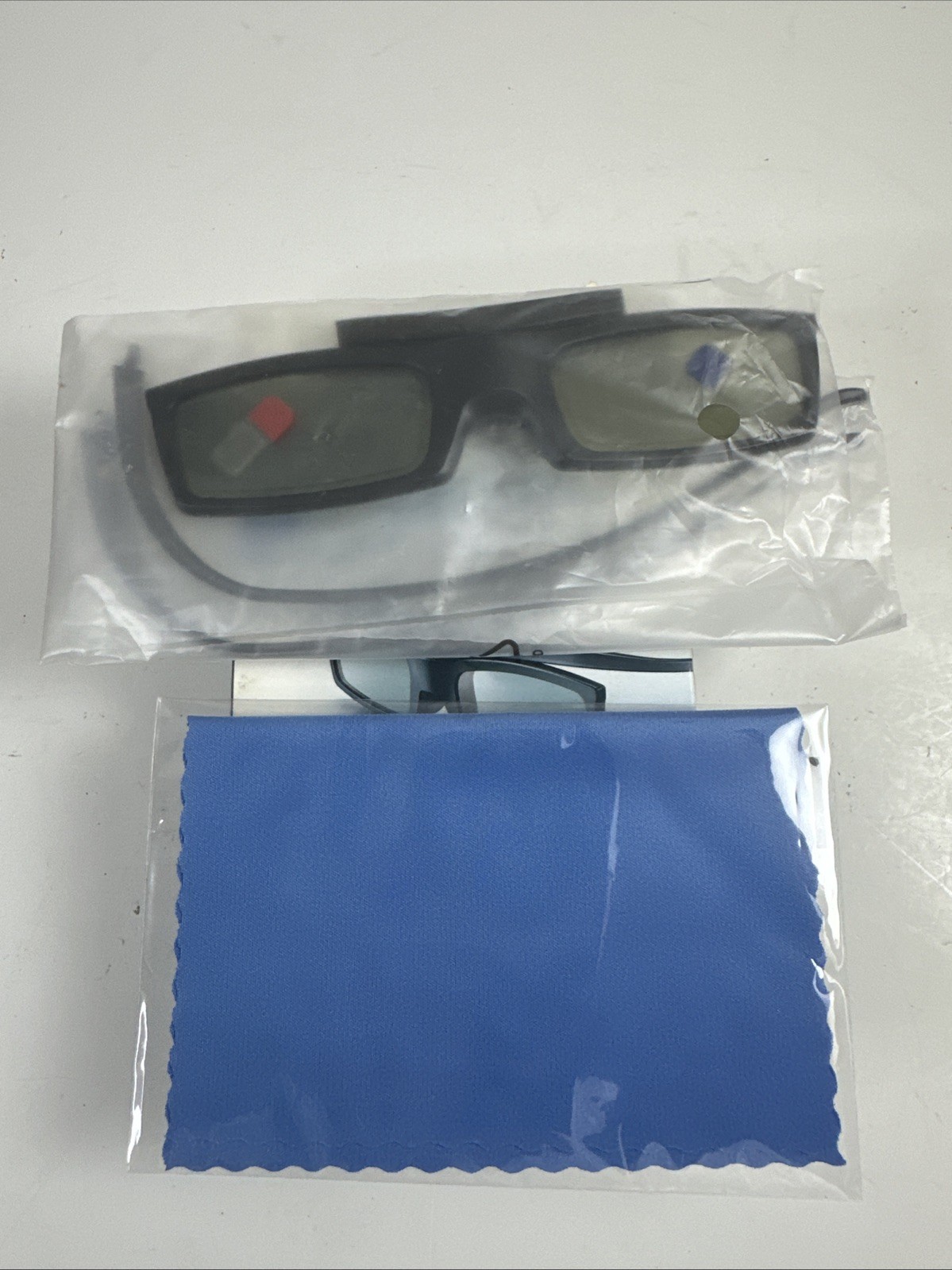 Samsung SSG-5100GB Active 3D Glasses Open Box Booklet Missing