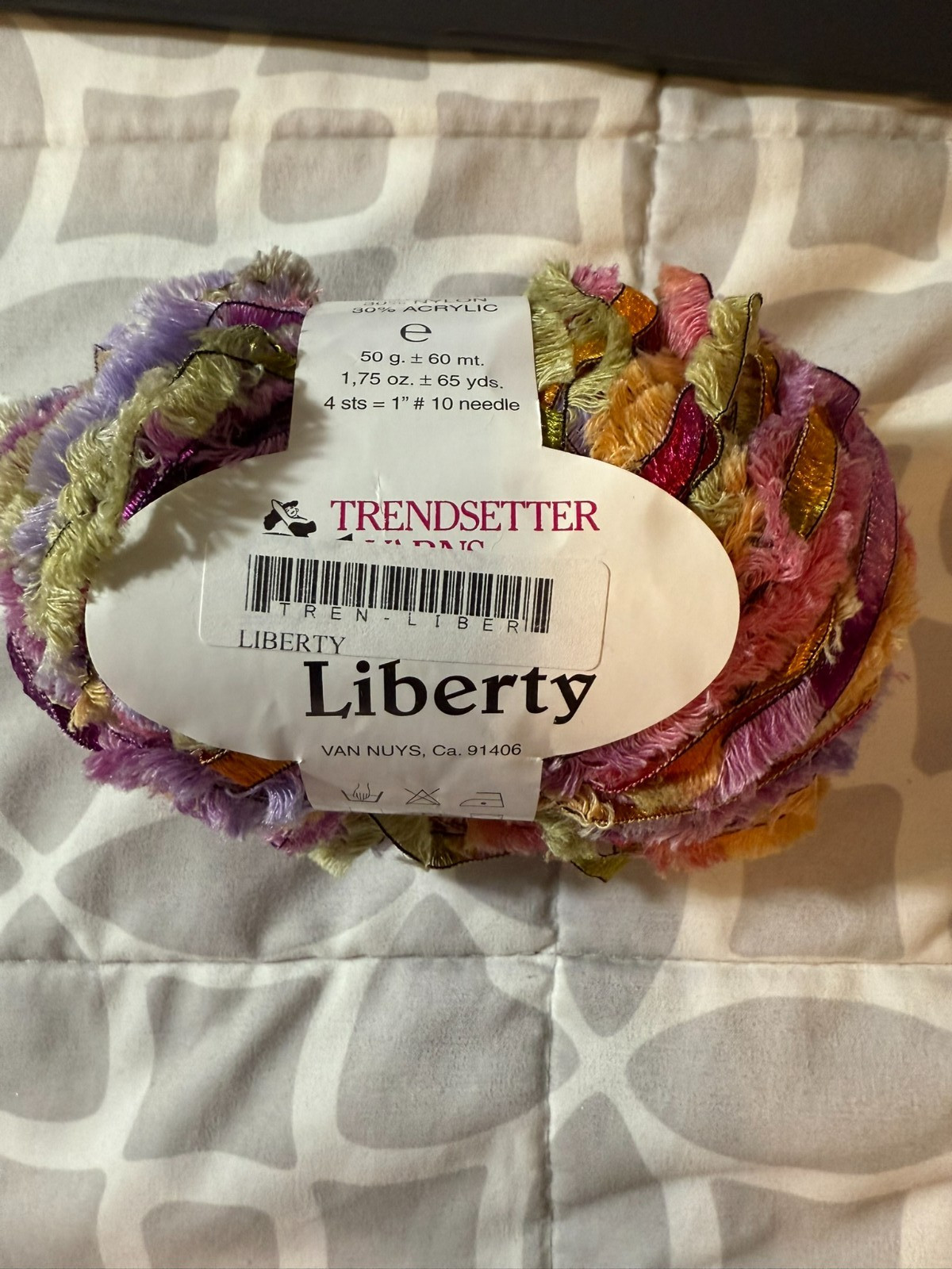 TRENDSETTER YARNS - LIBERTY - 2 COLORS AVAILABLE #125 AND # 961