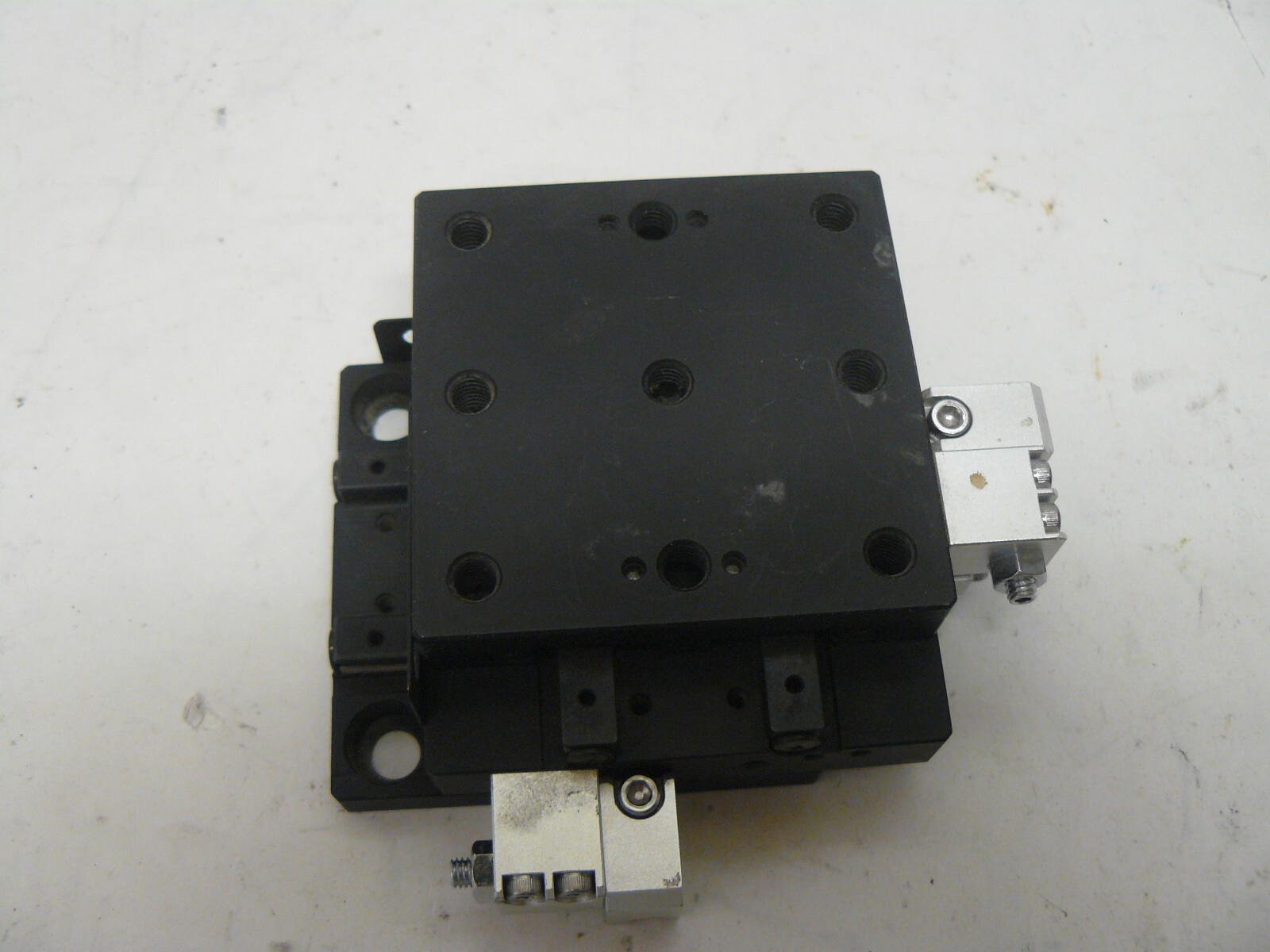 X-Y linear stage 2-1/2in x 2-1/2in Unbranded