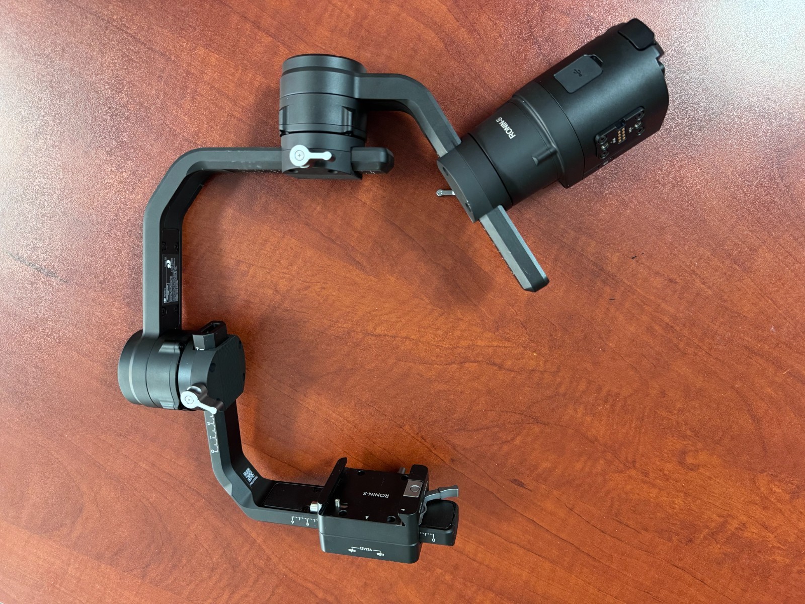 DJI Ronin-S Essentials Camera Stabilizer Kit (CP.RN.00000033.01)