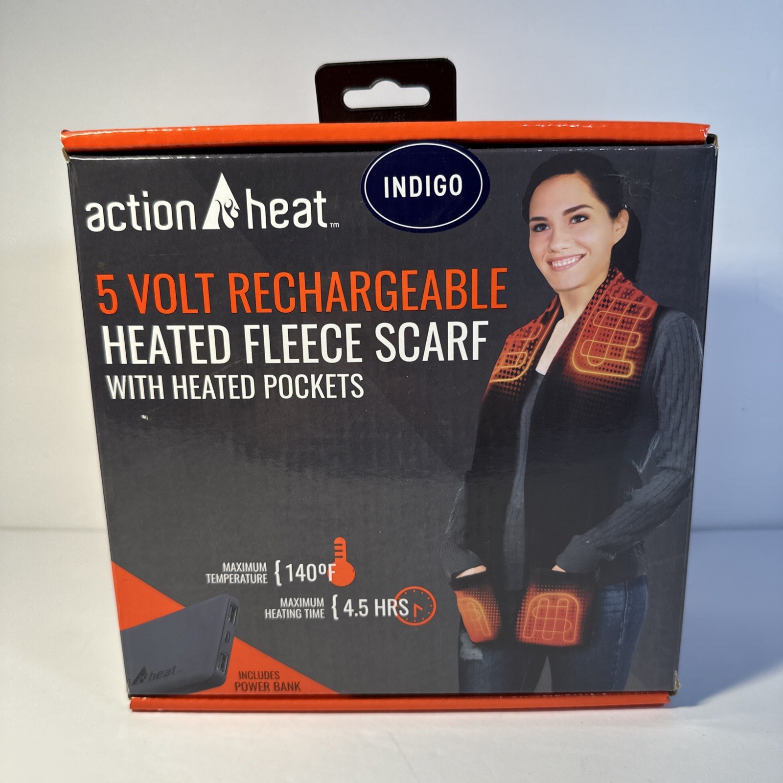 NEW Action Heat Heated Fleece Scarf Pockets 5V Recharge w/Power Bank OPEN BOX