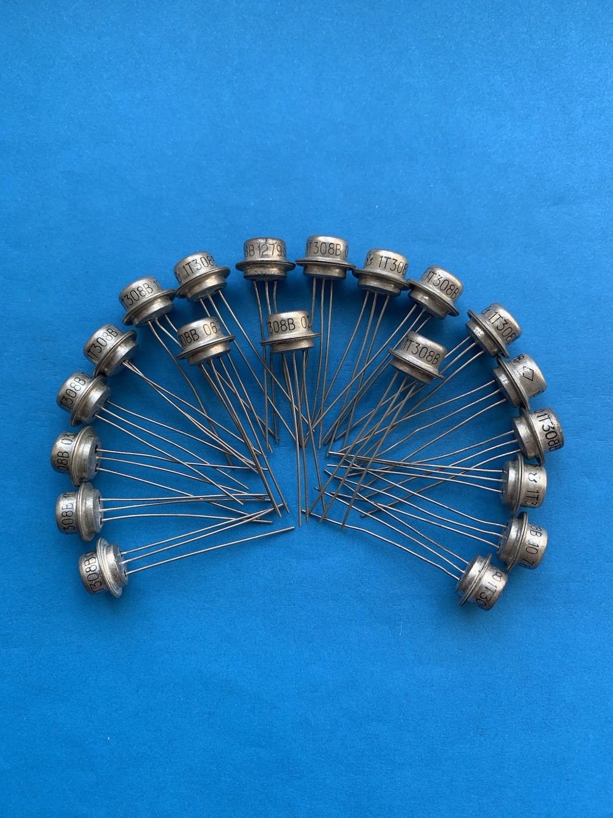 20pcs. 1T308V  (1T308В) P-N-P Germanium Transistor~AF109, 2N2048