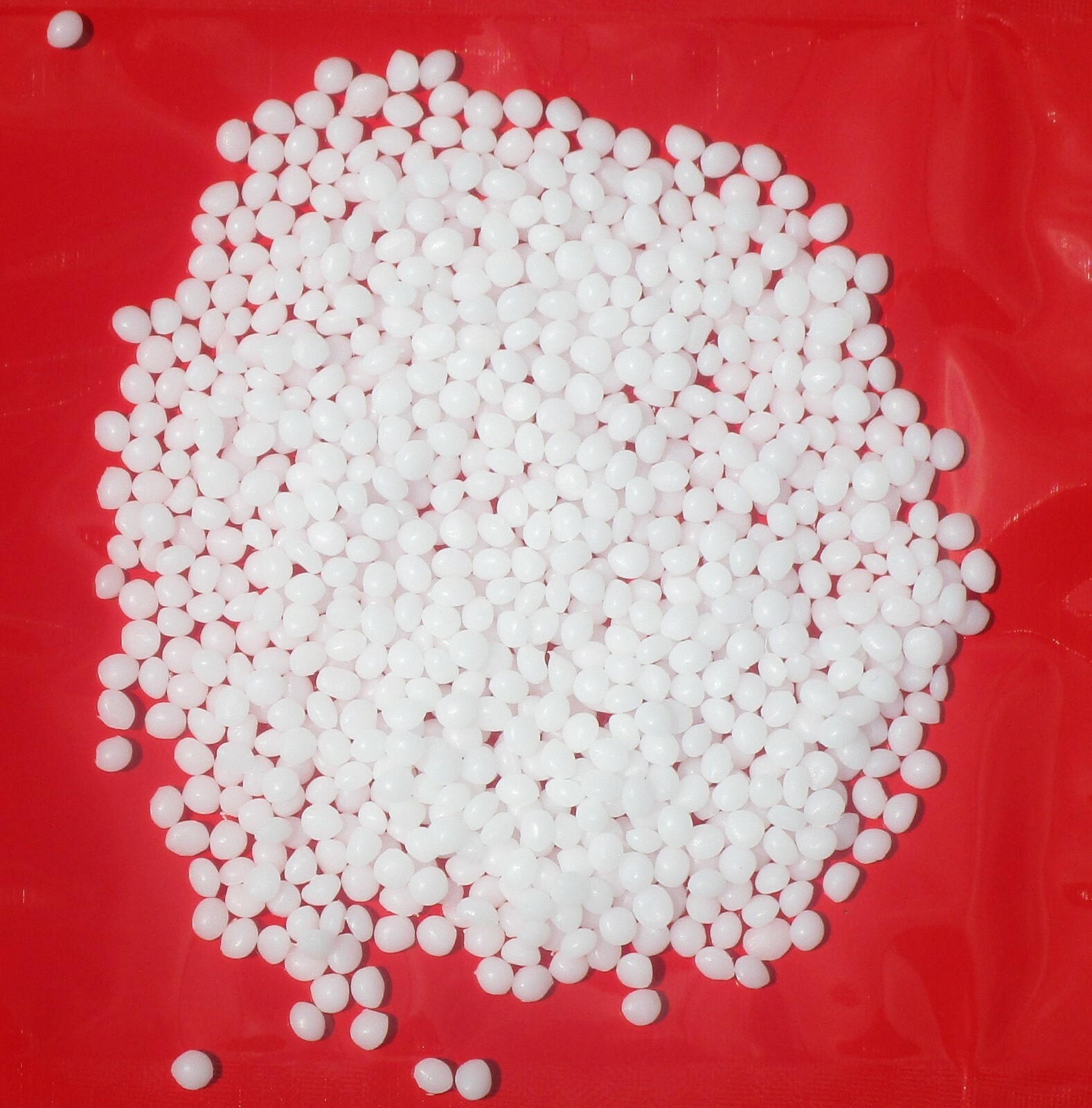 Thermoplastic Polymorph Beads Moldable For Crafts 2 POUND