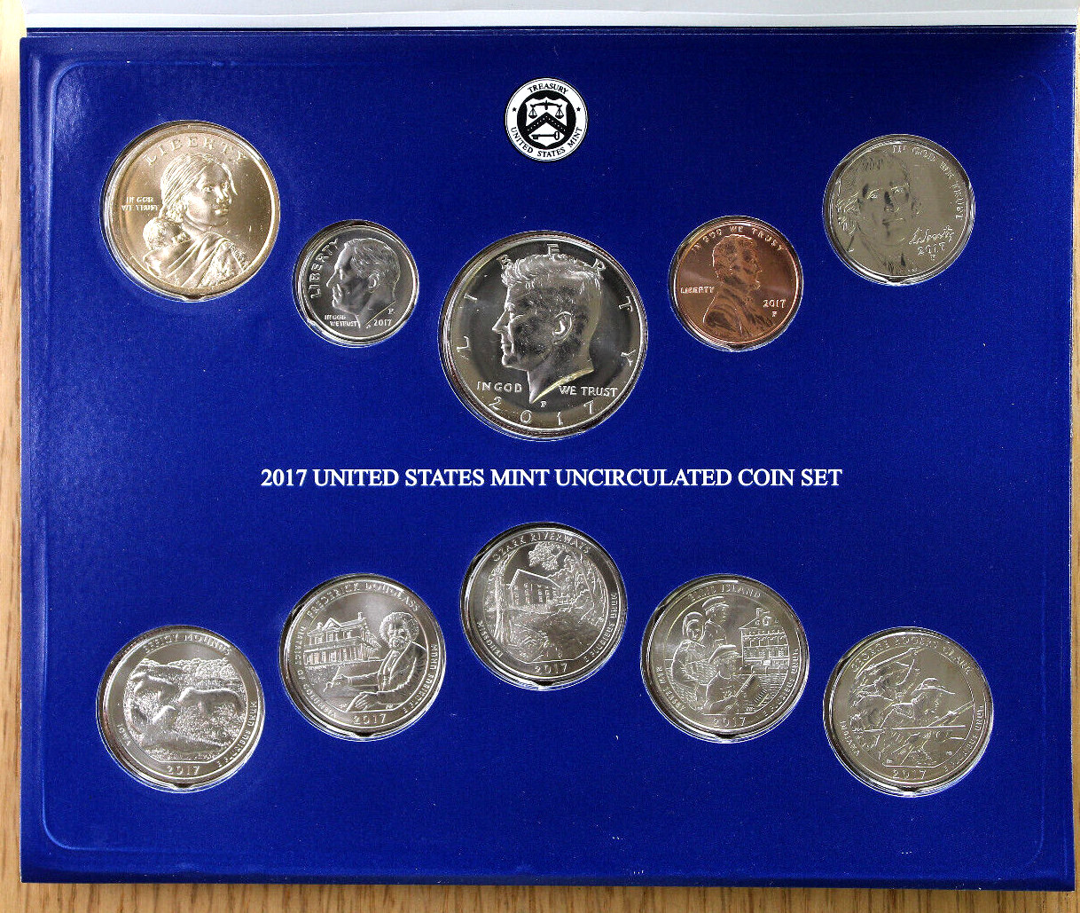 2017 Mint Set - Uncirculated Coins - 20-Coin Set - P & D