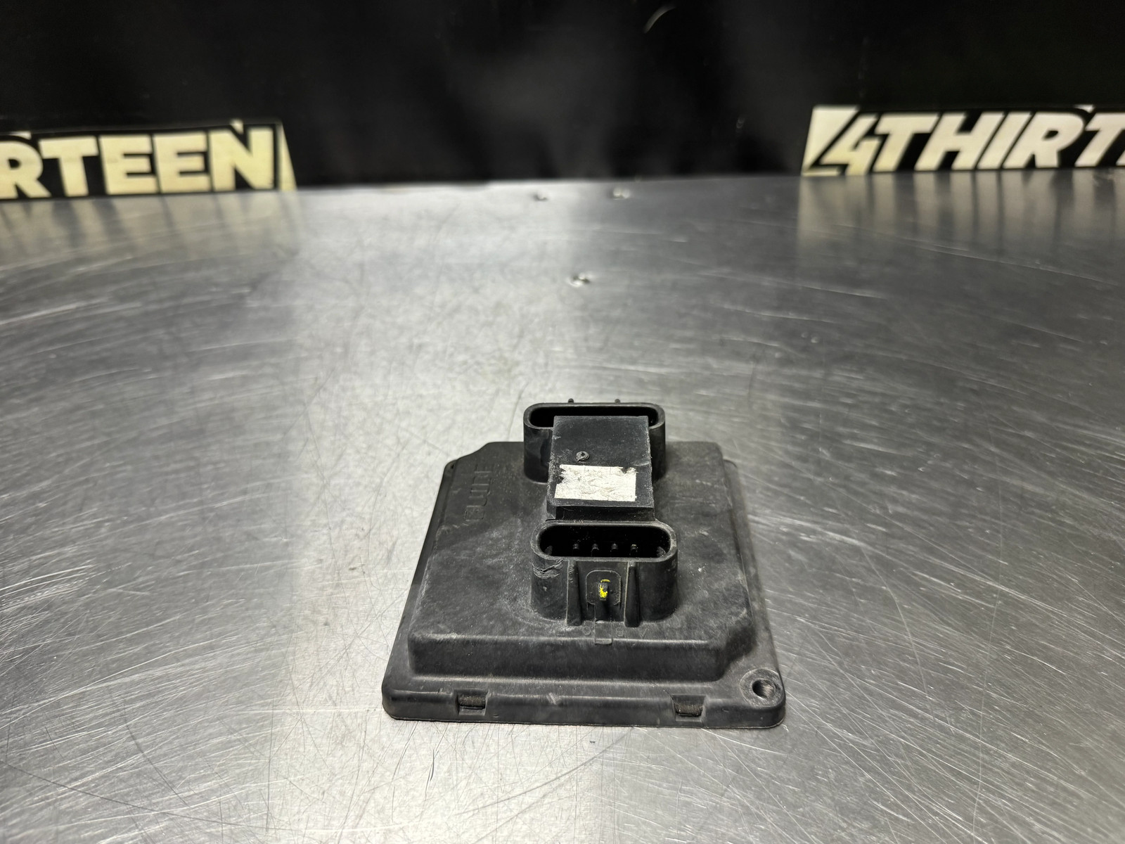 1997-2004 CORVETTE C5 USED OEM HEADLIGHT CONTROL MODULE #N242