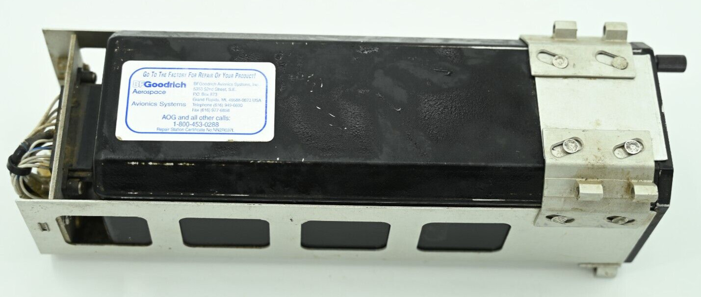 3M WX-8 Stormscope Display with Tray
