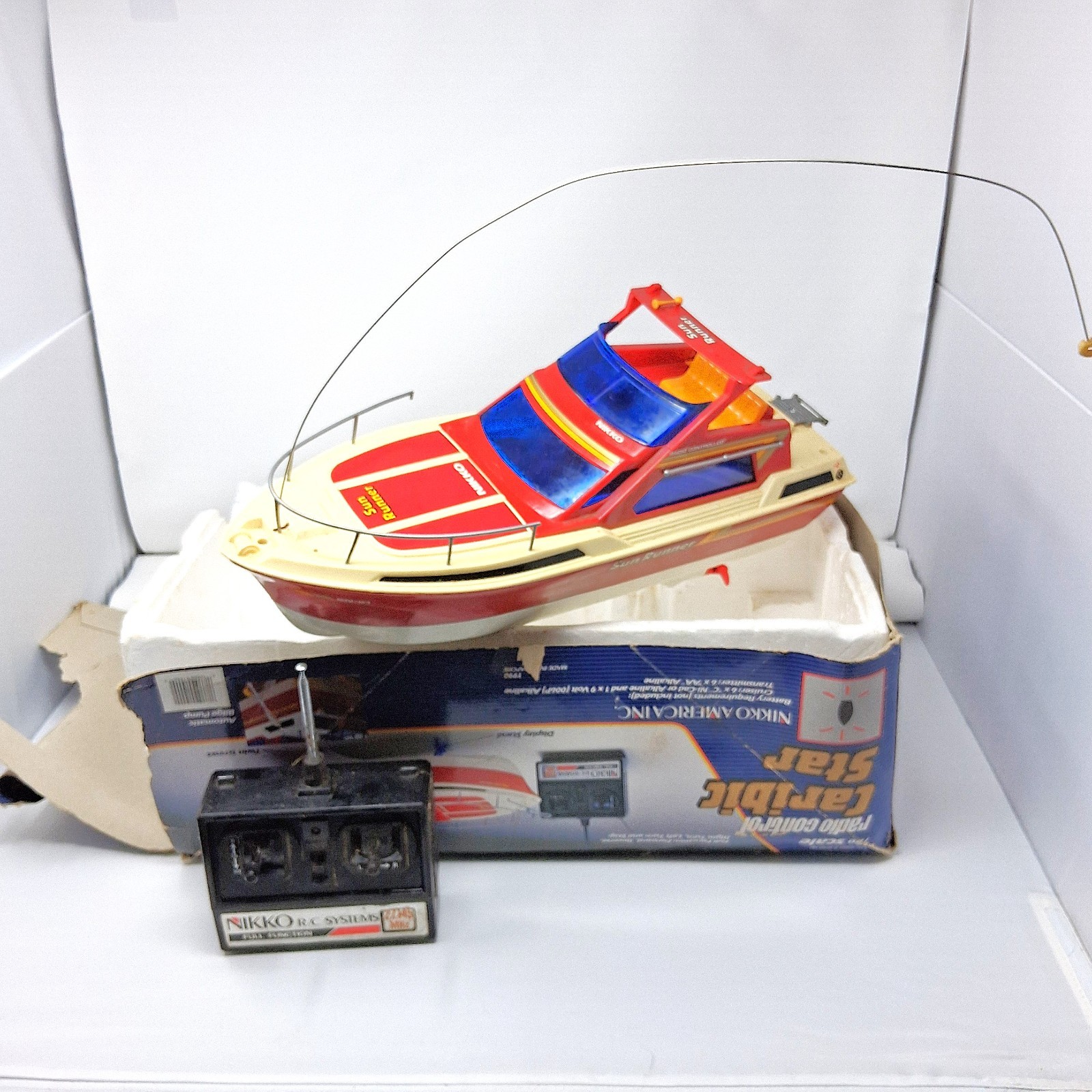 Vintage Nikko Sun Runner RC Boat & Remote Control 27.145 MHz Parts Repair READ