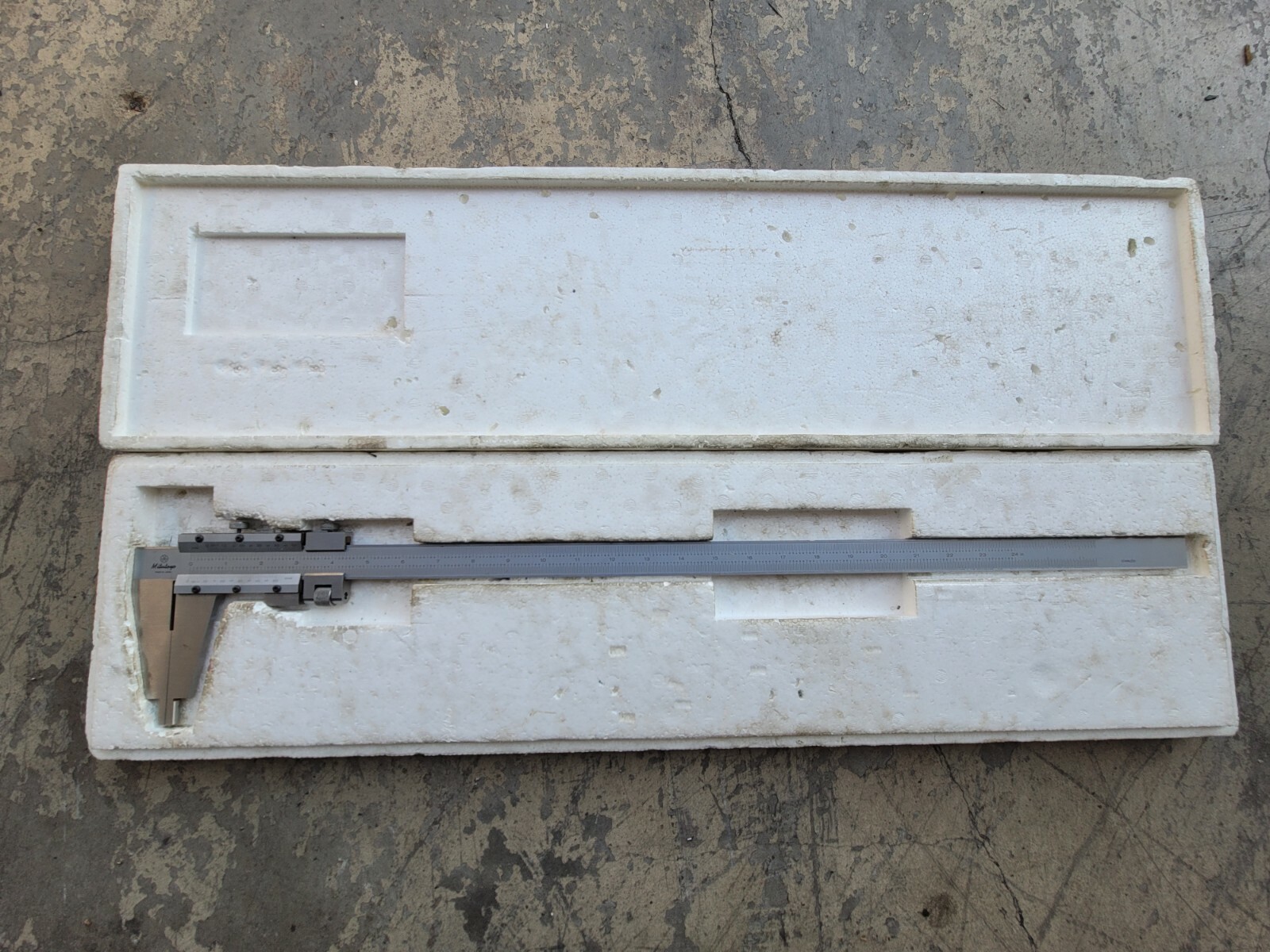 Mitutoyo Vernier Caliper 24in
