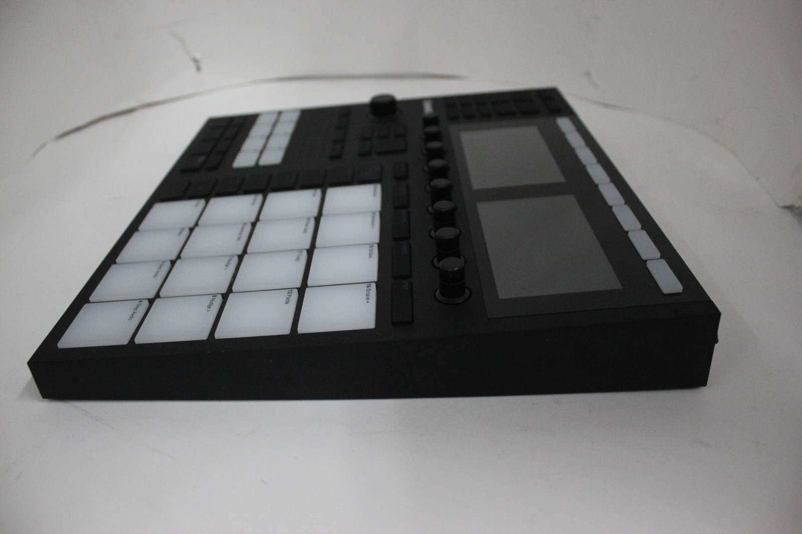 Native Instruments Maschine Mk3 Drum Controller
