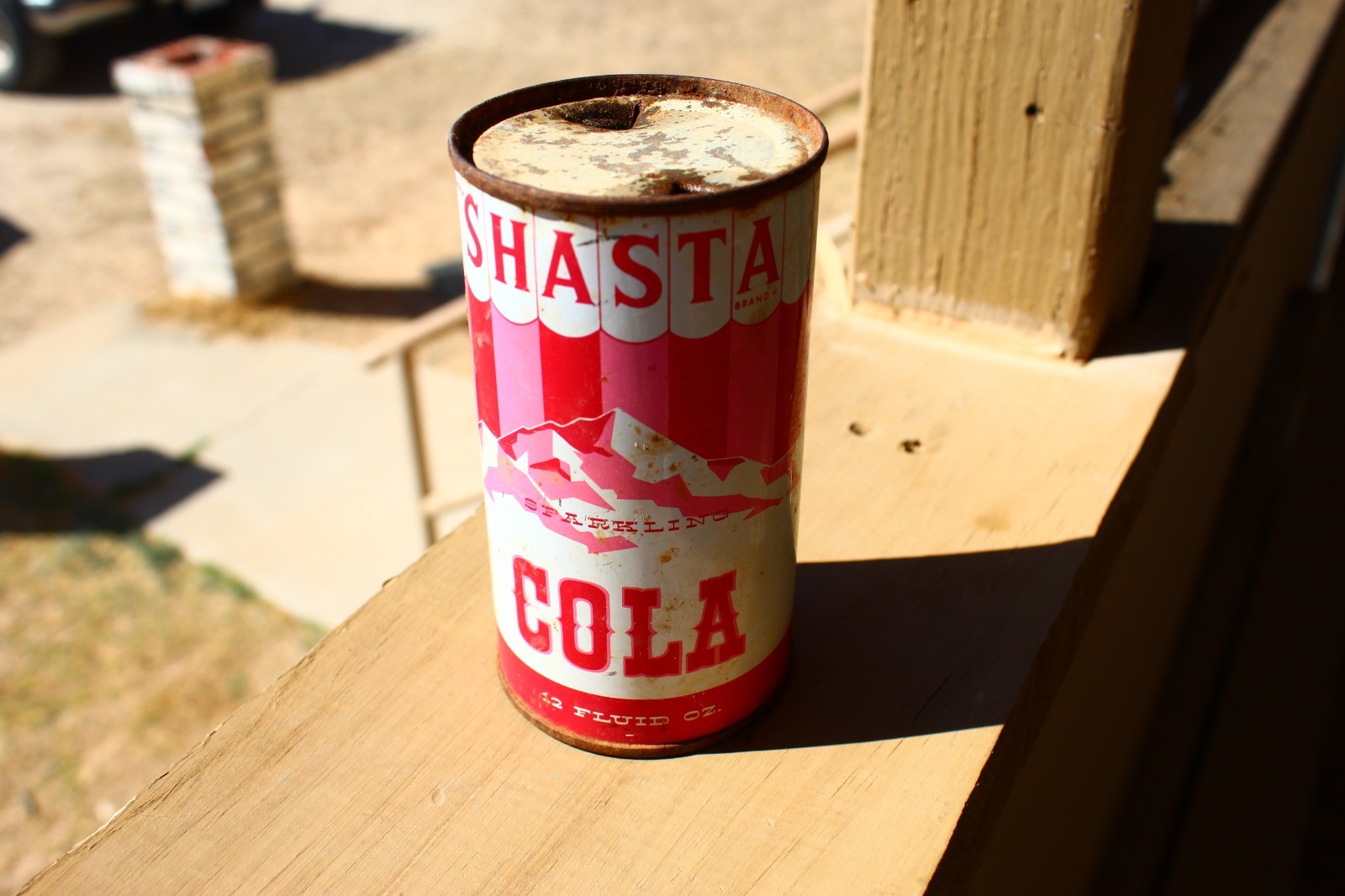 Shasta Cola Empty can 12 fluid ounces