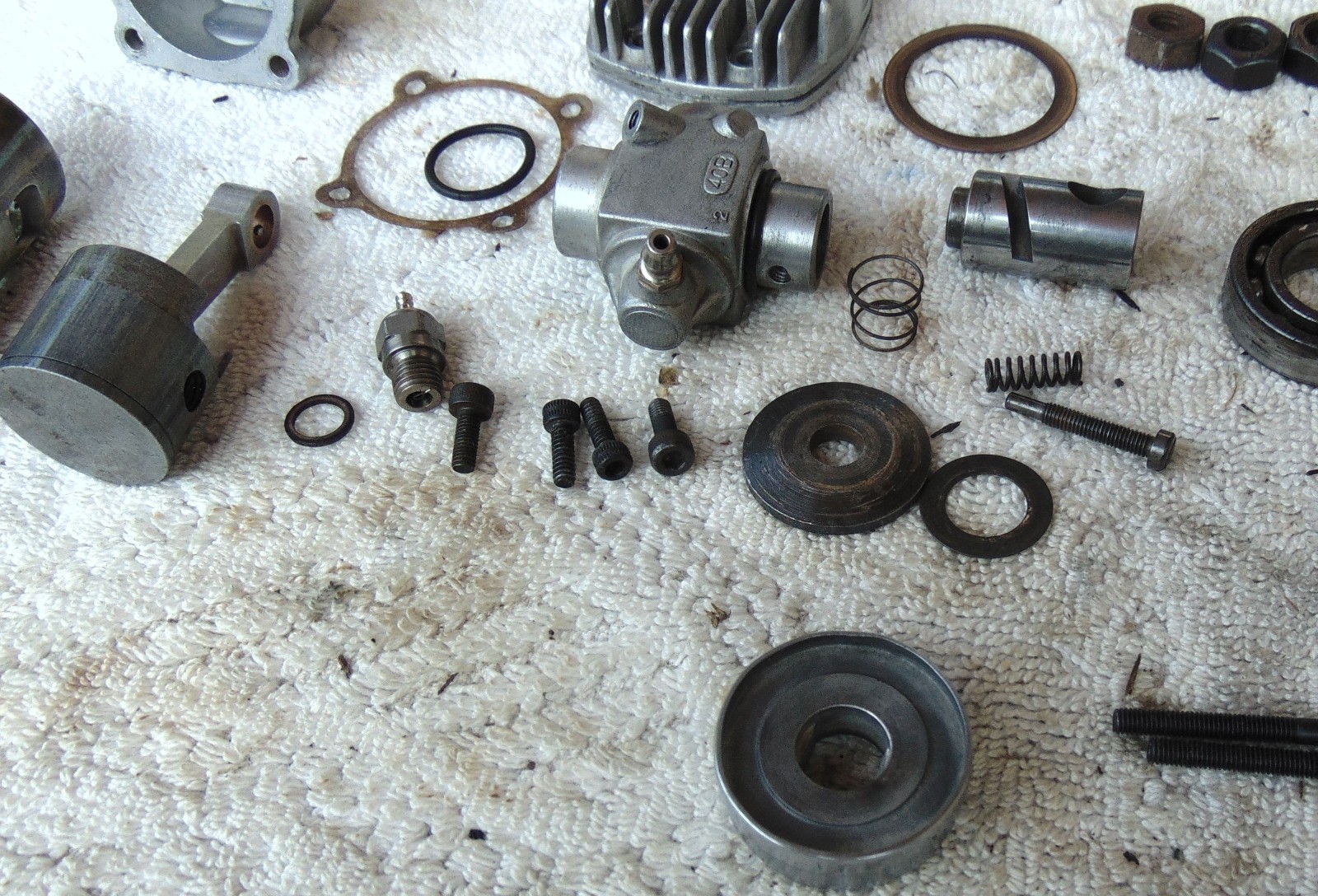 OS FX 46 RC Model Airplane Engine, cleaned well ..