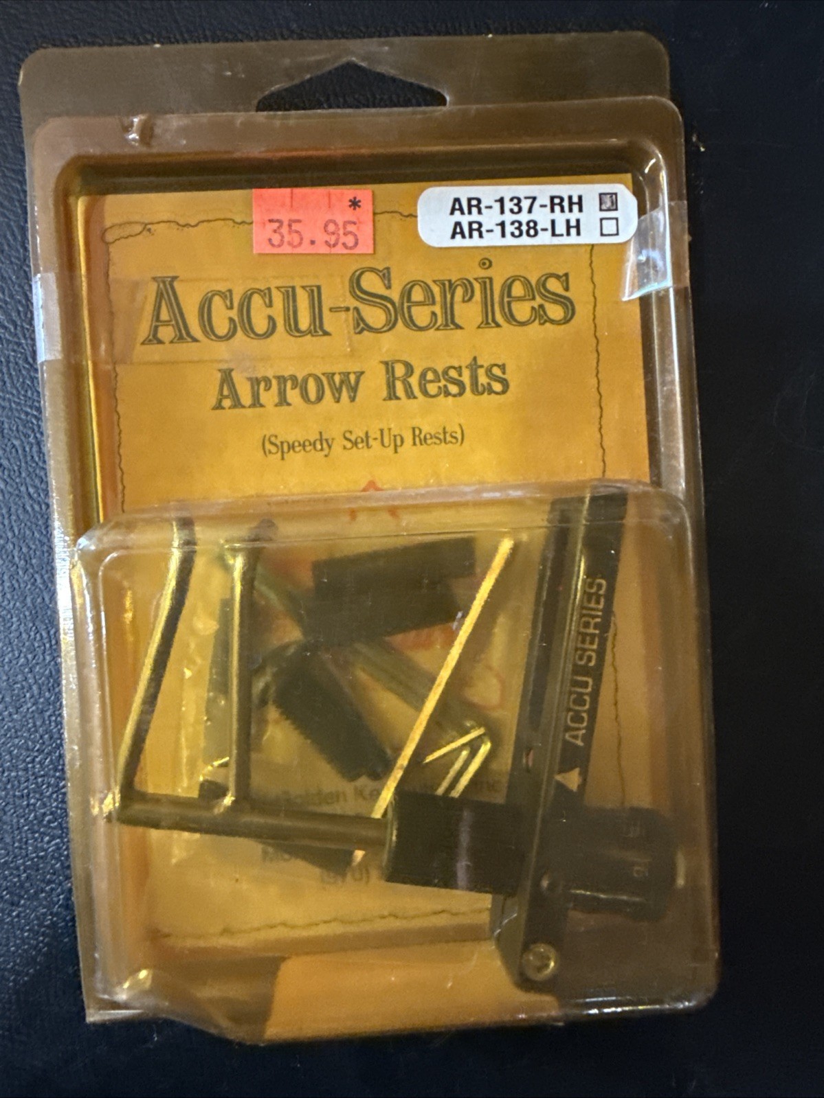 Accu Series Arrow Rest AR-137-RH (Right Hand)