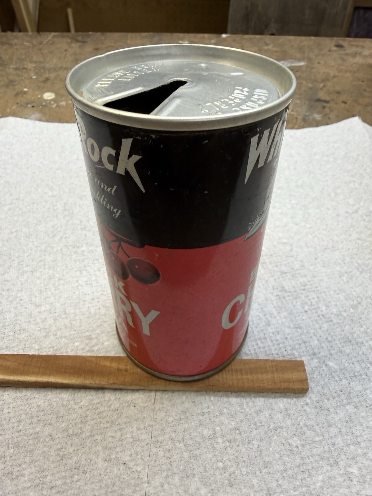 Vintage WHITE ROCK BLACK CHERRY 🍒 SODA 🥤 Can