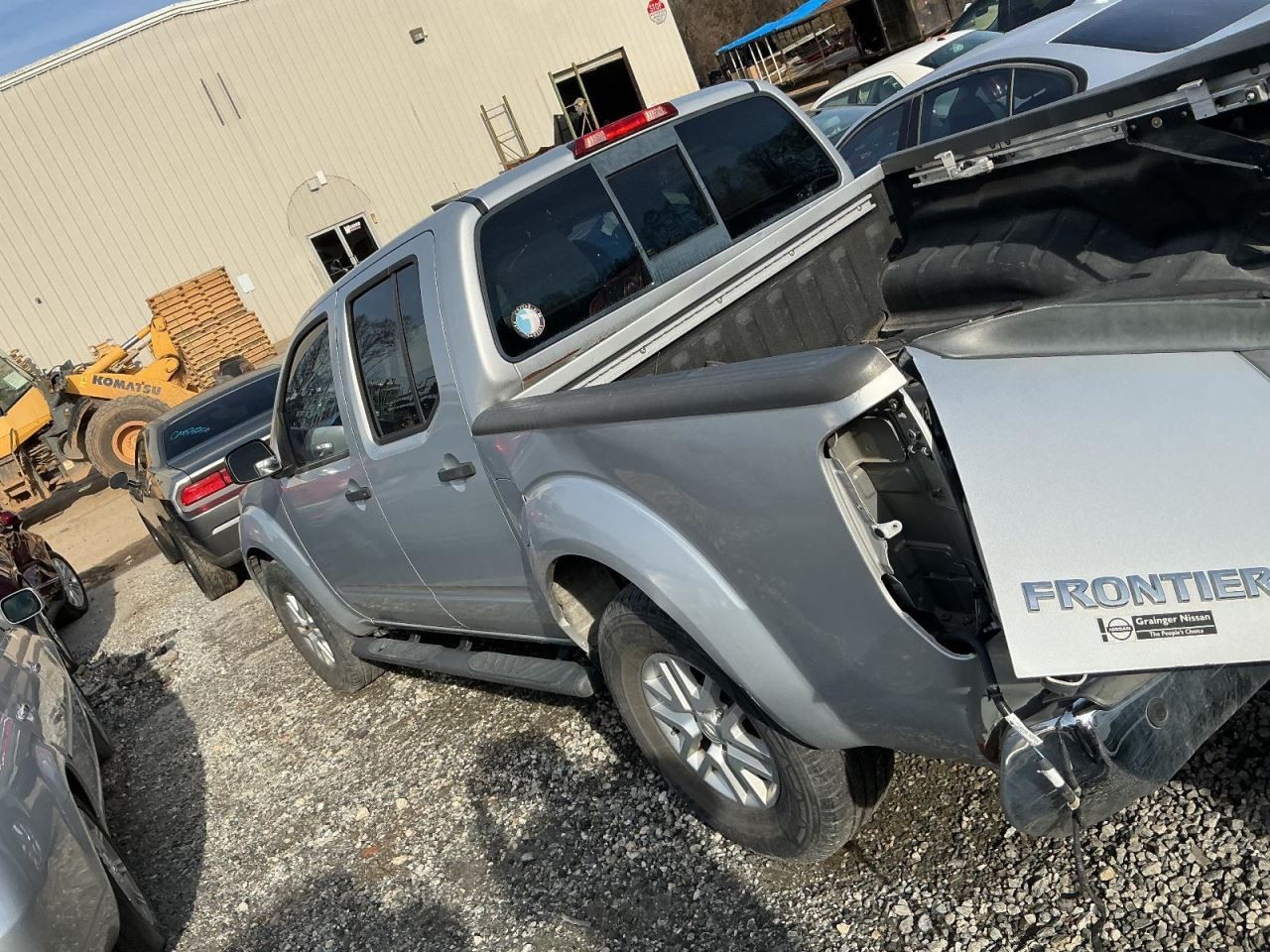 FRONTIER 2016 Glove Box 4971752
