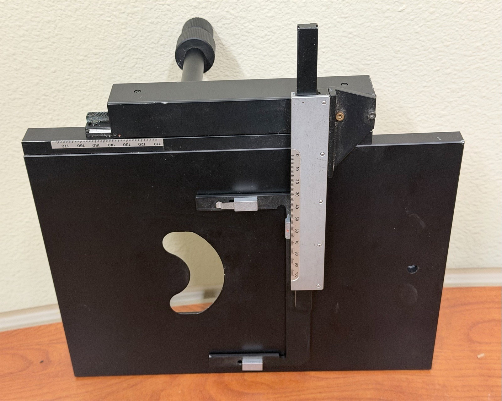 Zeiss 45 12 25 Mechanical Stage For Axiovert 25 Microscope - Missing Tab