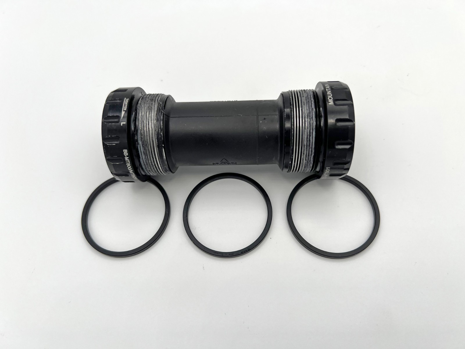 SHIMANO DEORE XT BB-MT801 Bike BB Threaded Bottom Bracket 68/73mm shell width