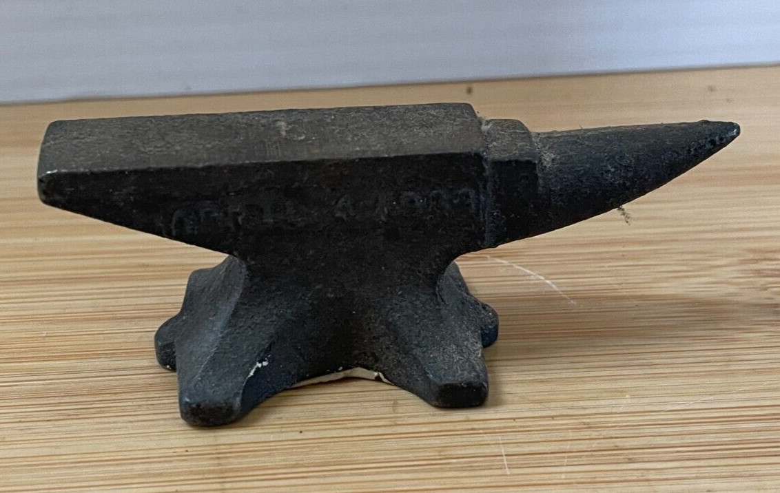 Vintage 3 1/4” Mini Anvil Jeweler Paper Weight Cast Iron April 4 1936 Crumpsaw 8