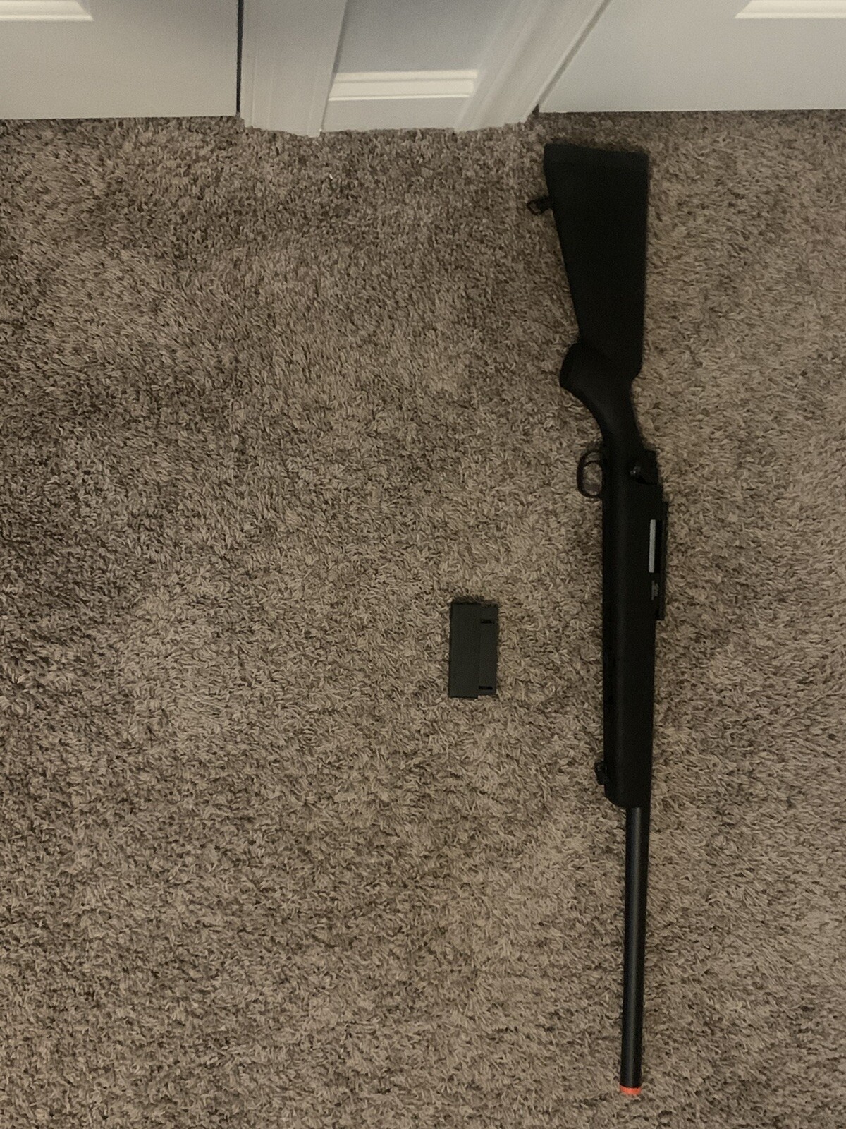 airsoft gun