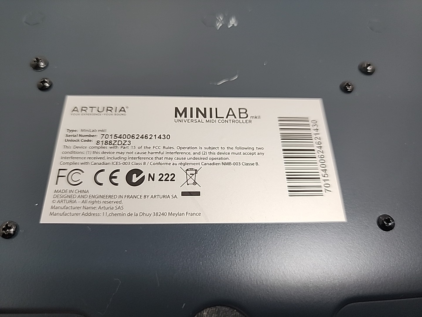Arturia MiniLab MKII Universal MIDI Controller 25 Key White