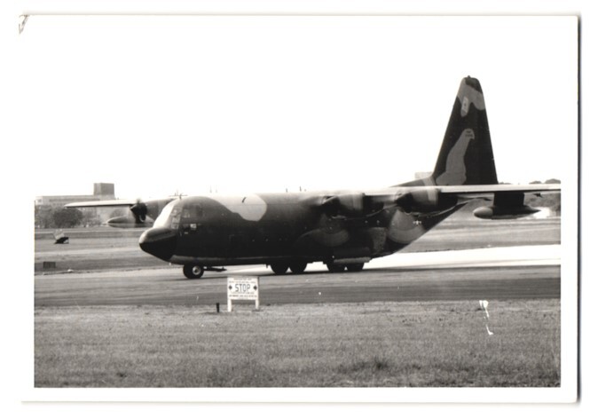 2 Photographs Aircraft, Transport Plane The US Air Force & Royal Ai