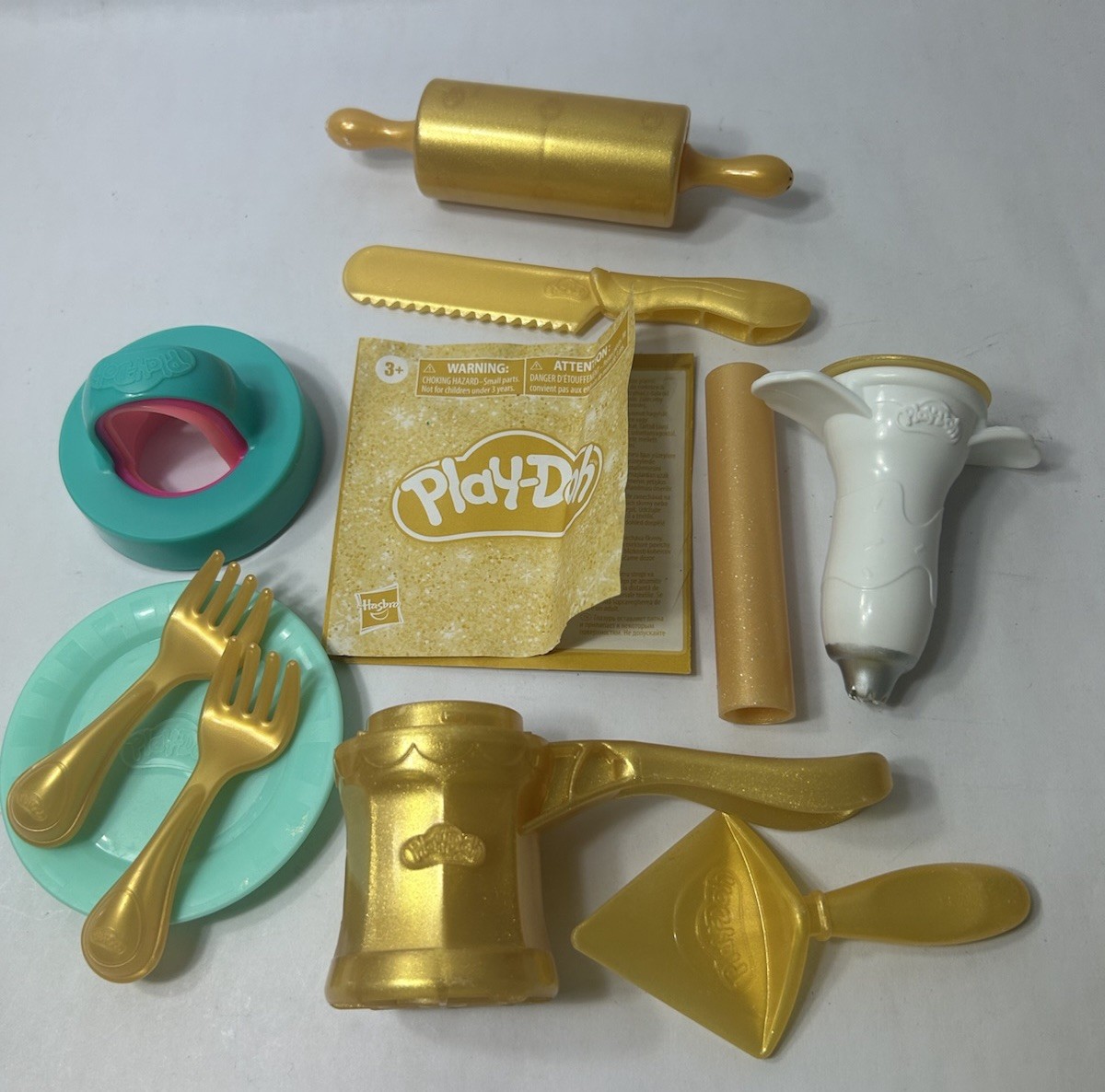 Play-Doh Gold Collection Gold Star Baker Playset Tools