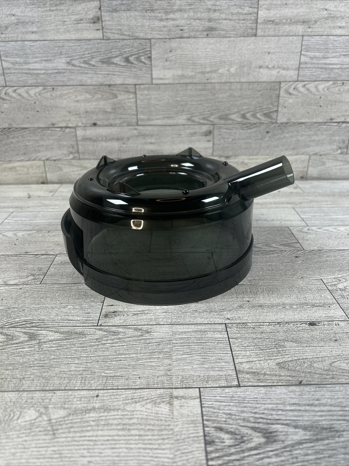 Breville Juice Fountain Juicer JE95XL JE98XL Replacement Collector Bowl Spout