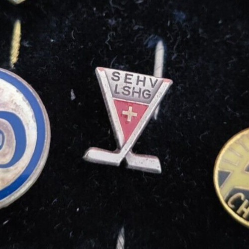 EISHOCKEY VERBAND SCHWEIZ ➔ Eishockey ➔ Anstecknadel *aus Sammlung* 13746