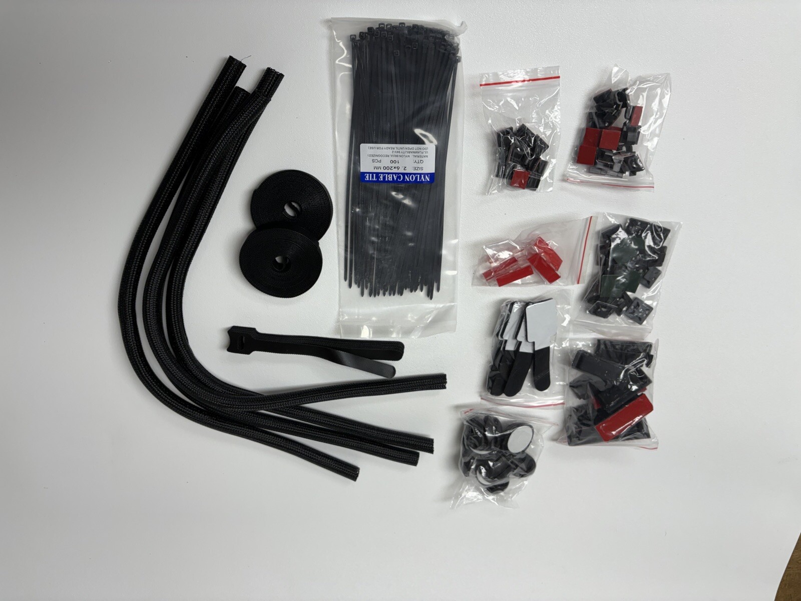 NEW - 192 PCS Cable Management Kit