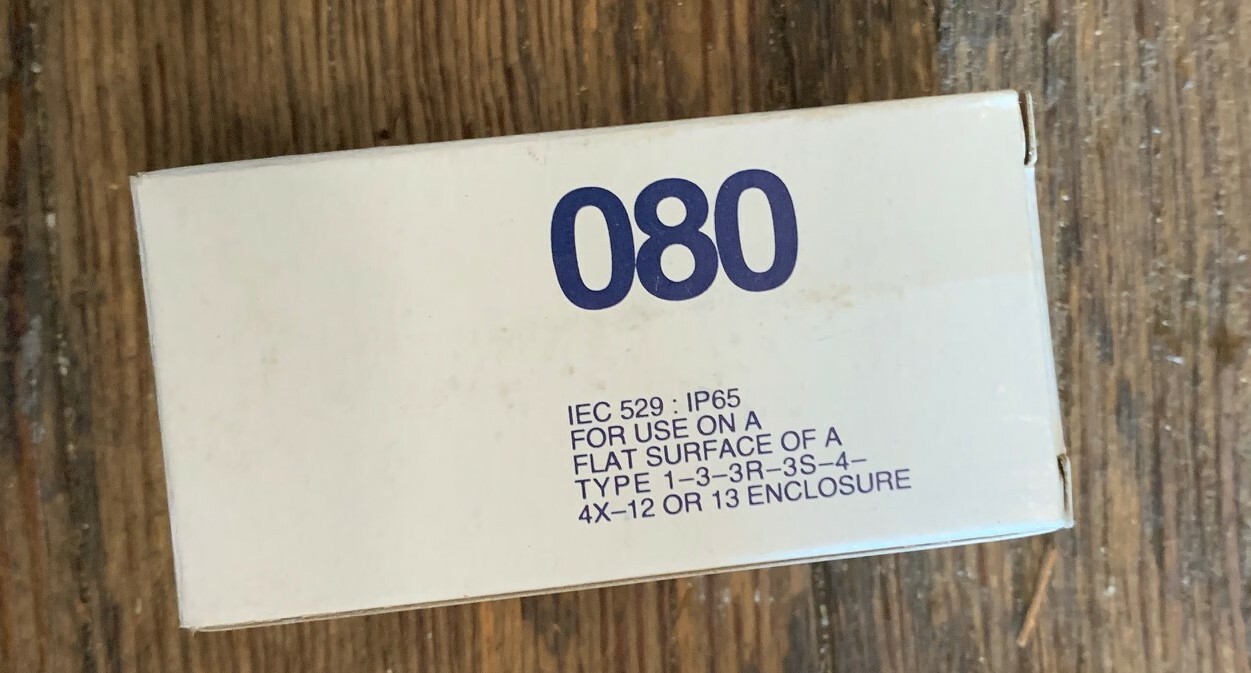 GENERAL ELECTRIC 080SMBN 3 POSITION SELECTOR SWITCH NEW IN BOX