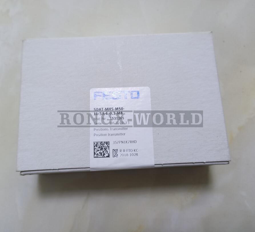 One Festo SDAT-MHS-M50-1L-SA-E-0.3-M8 1531265 position transmitter new