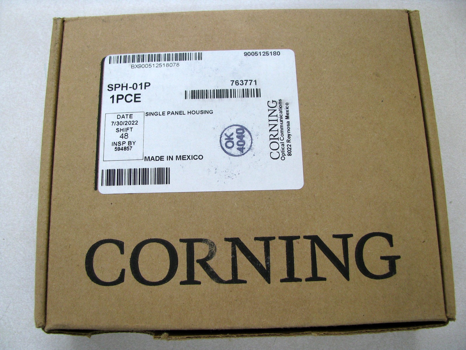 Corning Single-Panel Housing Wall-Mountable Black, for 1 CCH Panel SPH-01P ~STSI