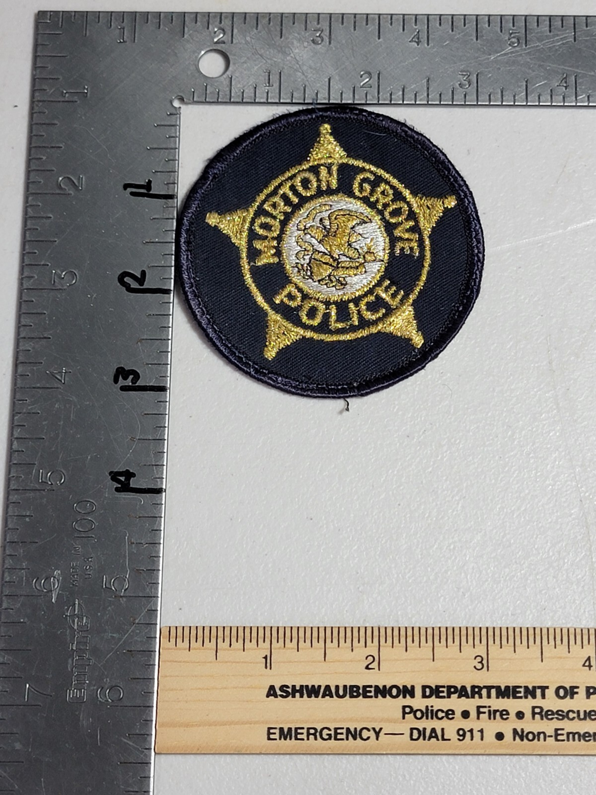 LE95b Police patch Illinois Morton Grove used circular