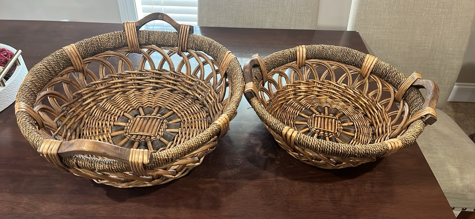 Set Of 2 Wicker Woven Baskets With Handles