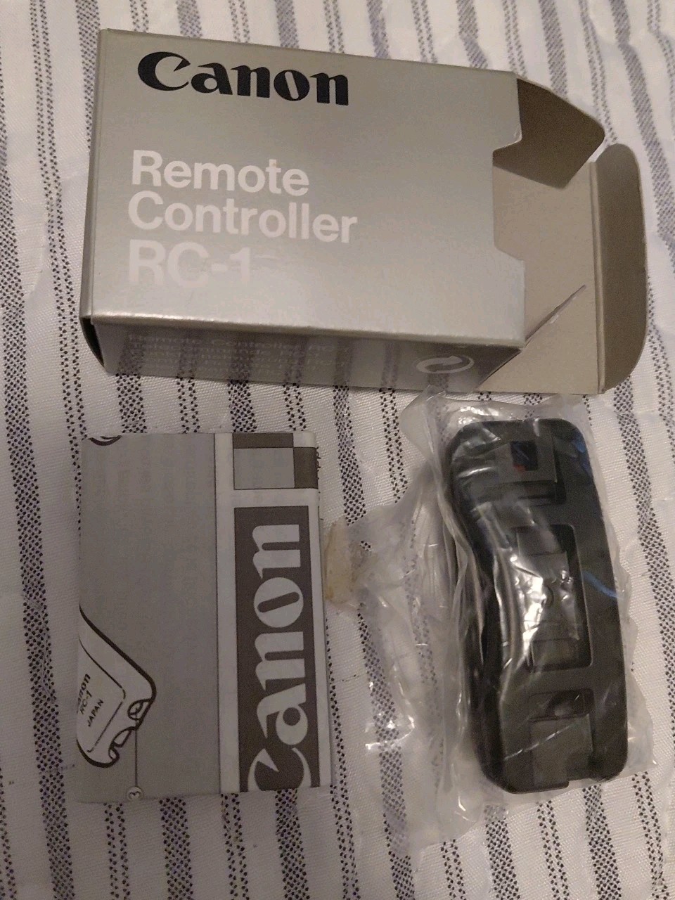 Genuine Canon RC-1 Remote Controller, NOS with New Batteries