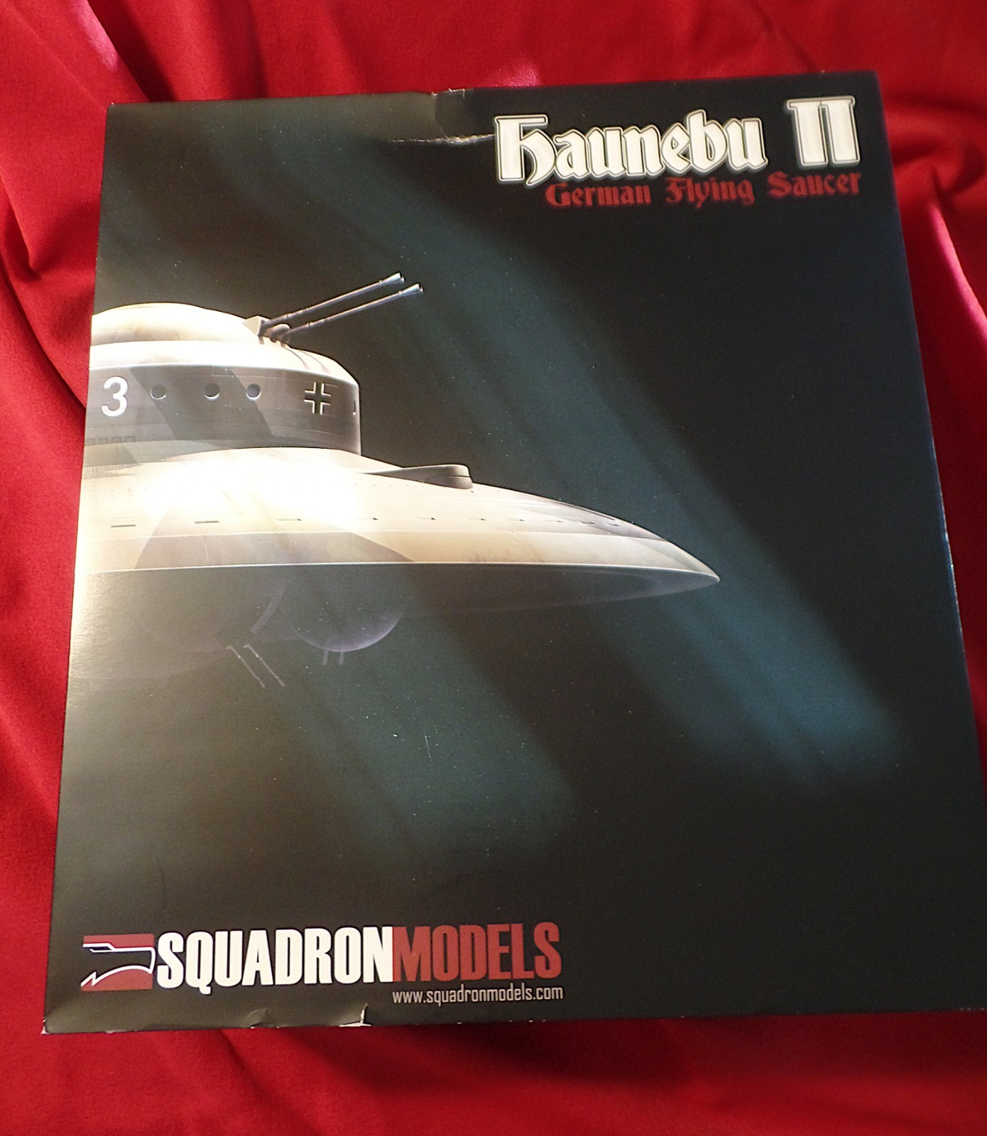 Squadron Models 1/72 Haunebu II SQM0001 German Flying Saucer Orig. Edition