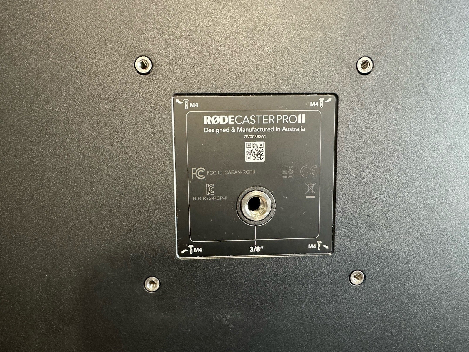 RODECaster Pro II Integrated Audio Production Studio