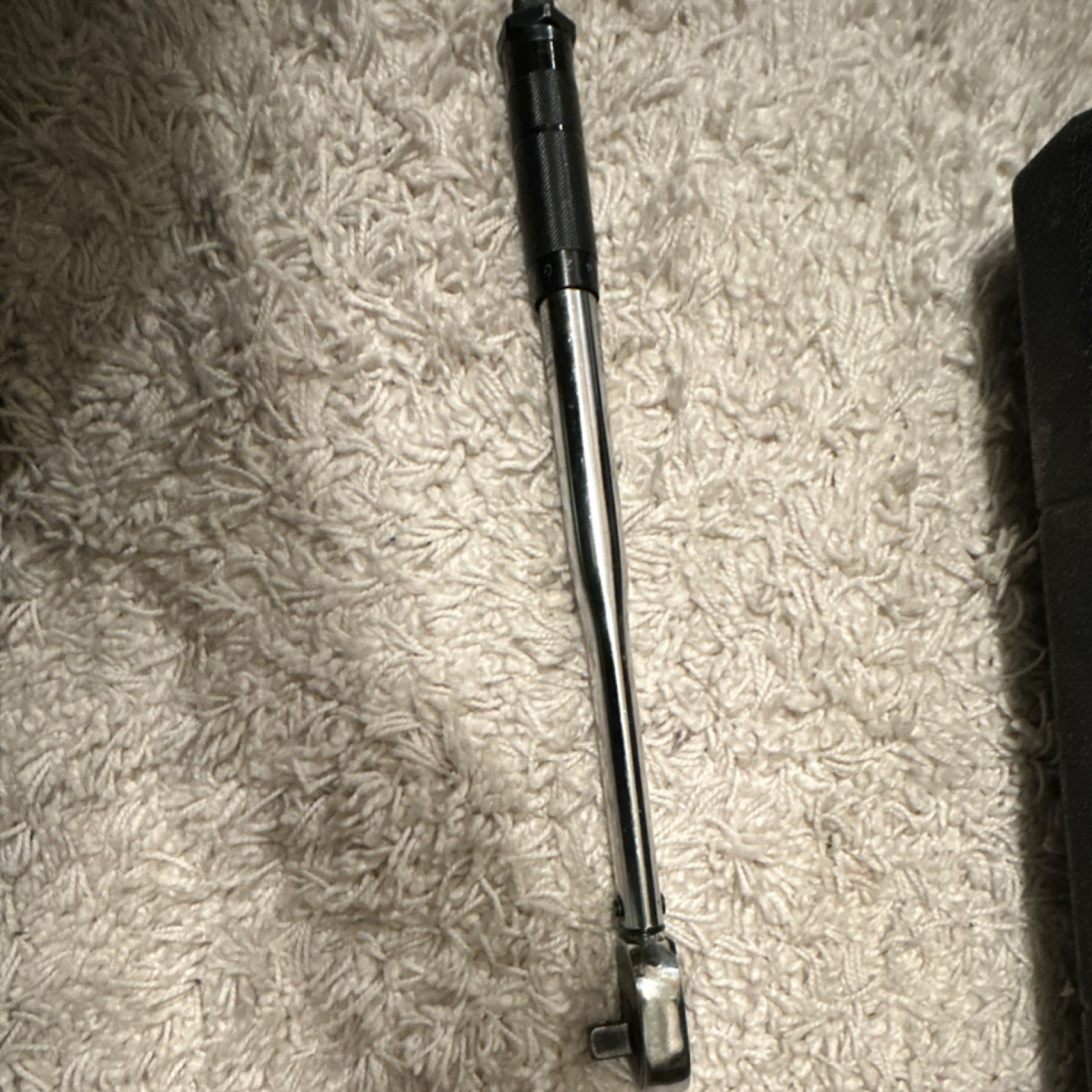 Click Torque Wrench Ratcheting Adjustable Metal SAE 13in Silver Black with Case