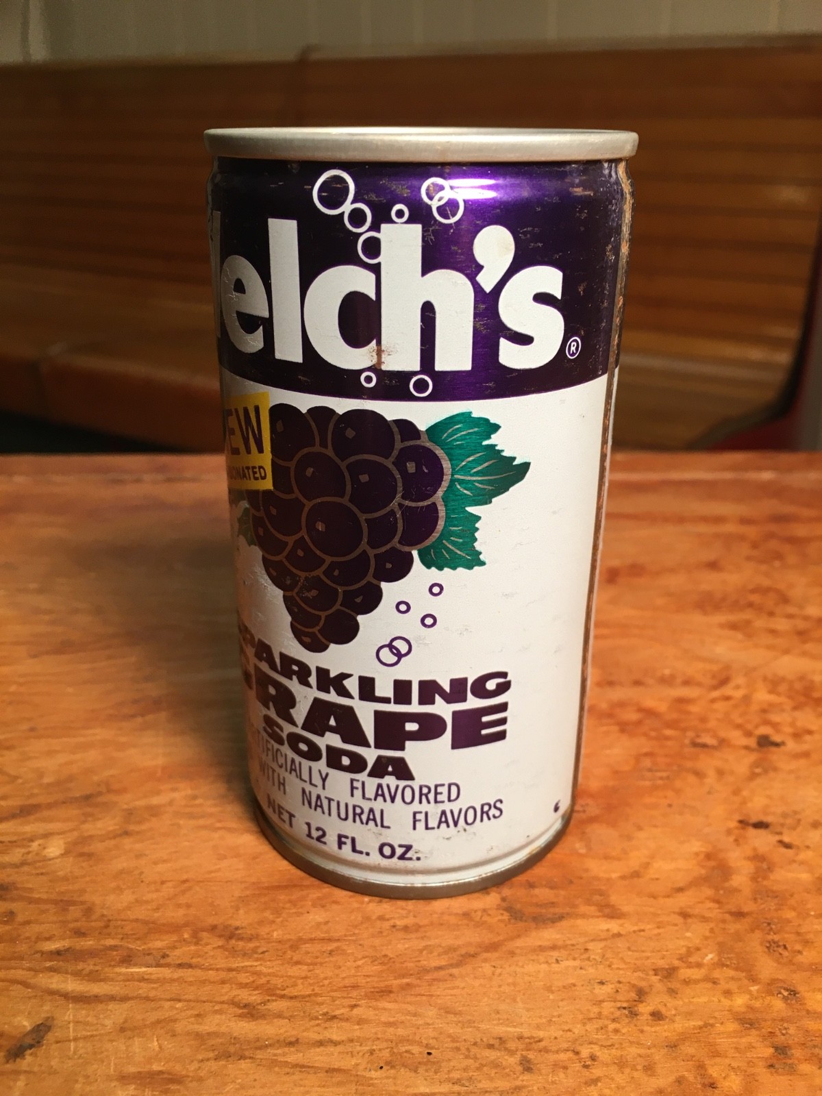 Welch's Sparkling Grape Vintage Soda Can