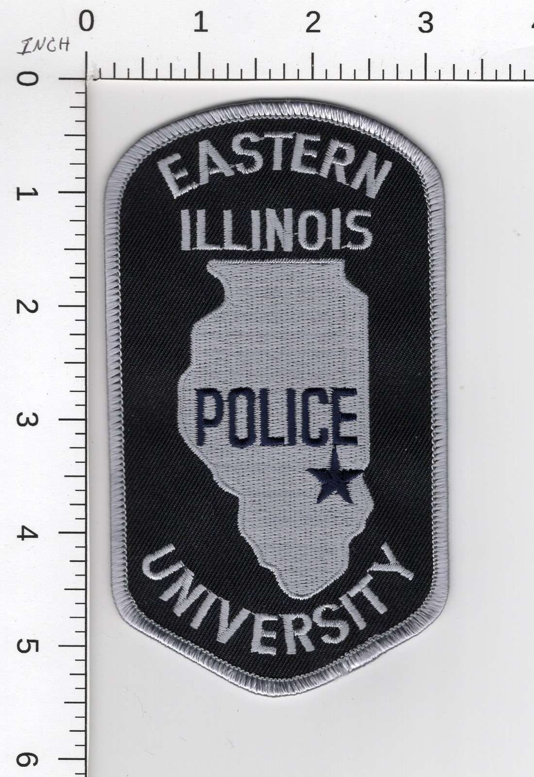 EASTERN ILLINOIS  UNIVERSITY ^^ COLLECTIBLE CAMPUS POLICE EMBROIDERED PATCH