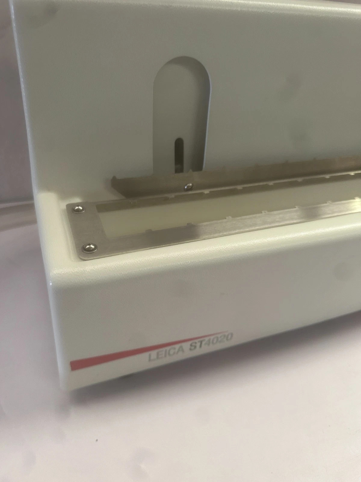 Leica ST4020 Slide Stainer – Small Linear Histology Staining System ST 4020